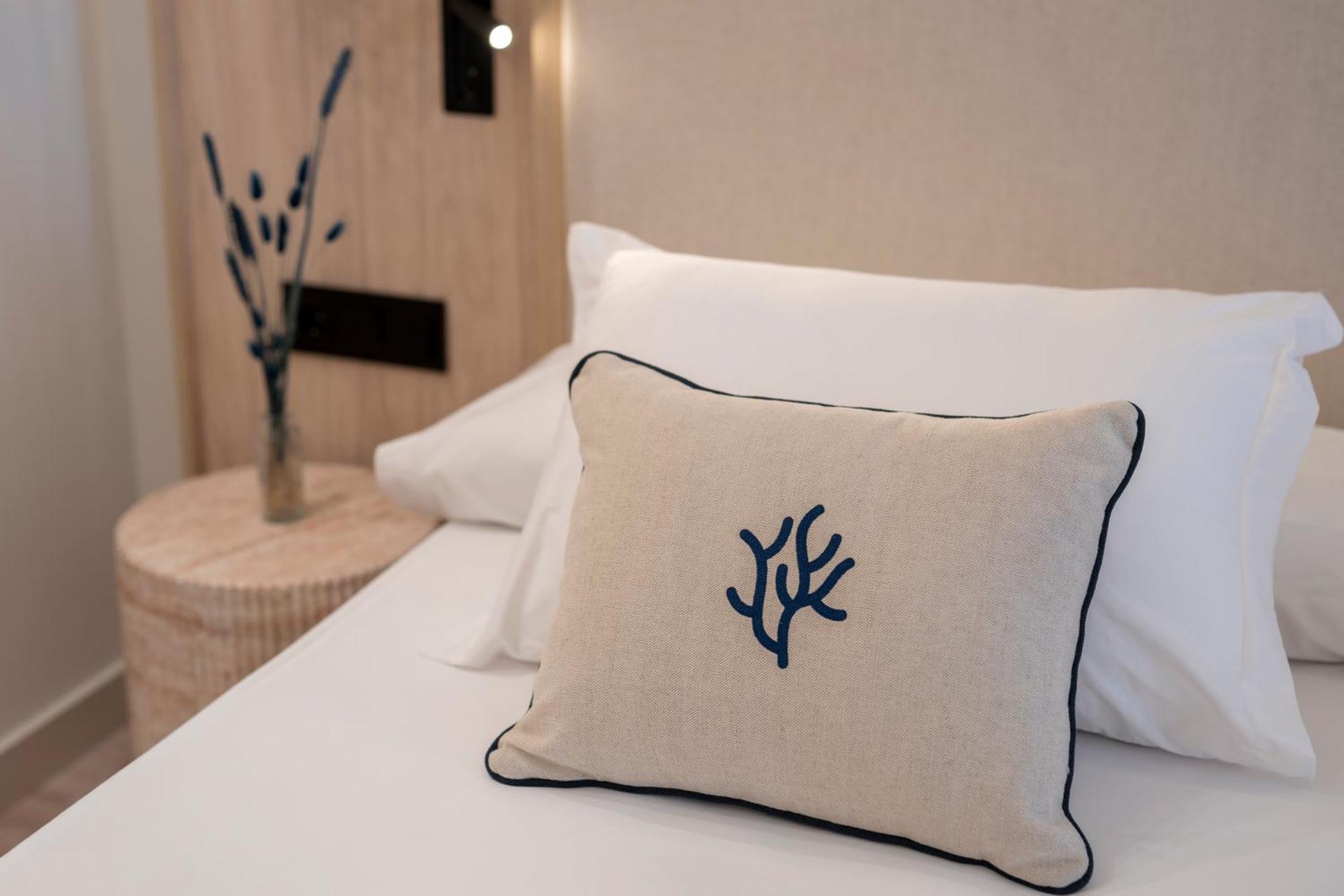 Pontiana Thalasso Hotel 奥罗佩萨德尔马 外观 照片